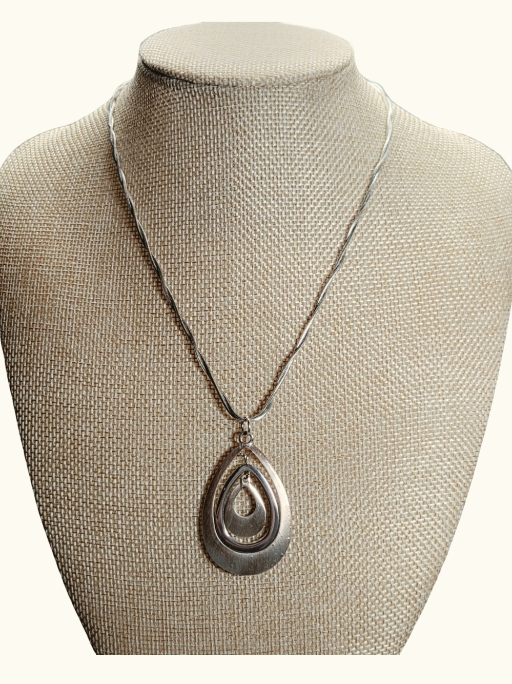Vintage Sterling Silver Tiered Teardrop Pendant Necklace